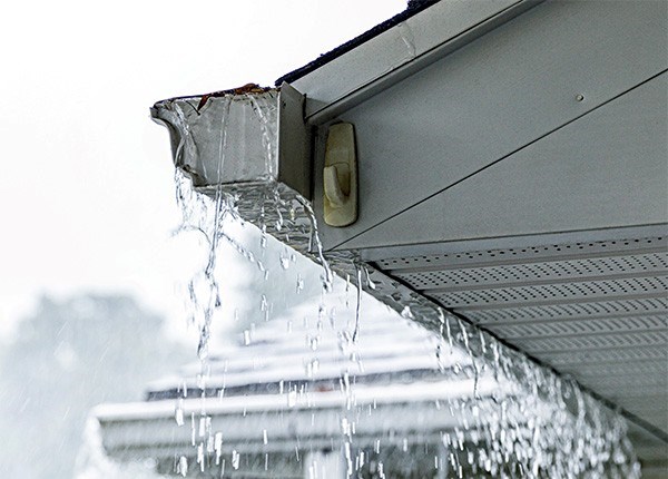 roof inspection in new jersey looking for gutter function issues