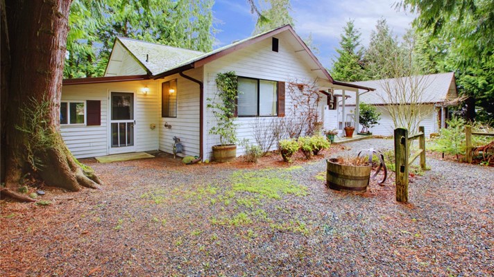 Creative Ways to Add Curb Appeal with Siding